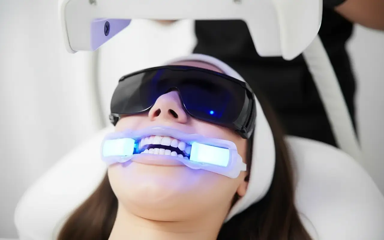 kosmetische Zahnaufhellung im Kosmetikstudio Königsbrunn bei Augsburg